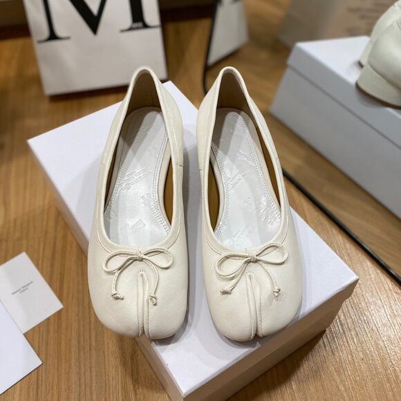 ❤️Classic Summer Maison Martin Margiela Leather Women's Loafers - Picture 1 of 6